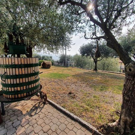 Апартаменти L'Antico Granaio Неґрар Екстер'єр фото